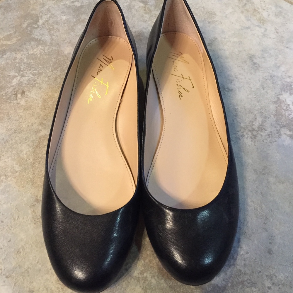 Marc Fisher black flats